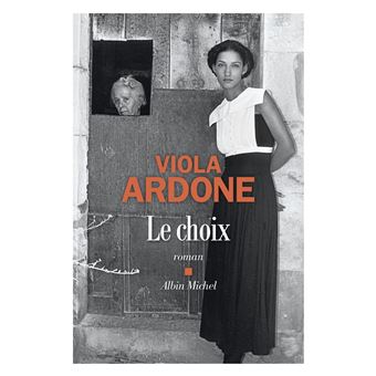 Viola Ardone a Parigi