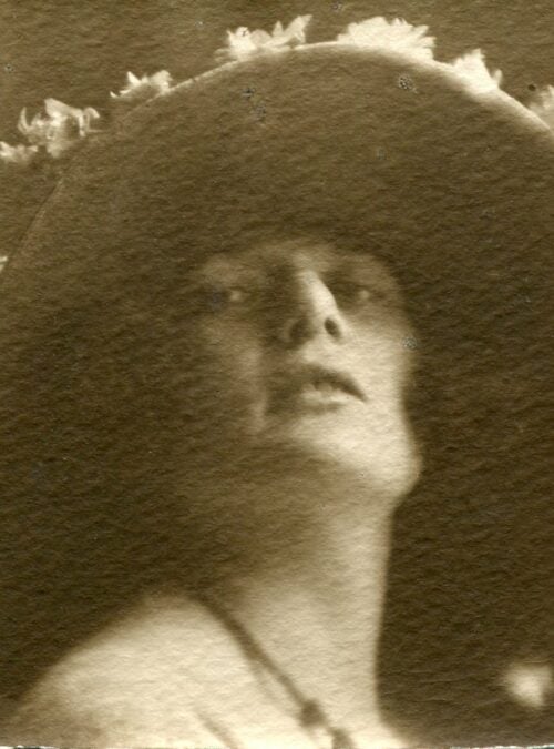 Dolores Prato in other languages